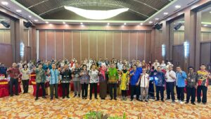 Kadisnaker Lampung secara Resmi Membuka Kegiatan Jaminan Sosialiasi Program Jaminan Sosial Ketenagakerjaan Kadisnaker Lampung secara Resmi Membuka Kegiatan Jaminan Sosialiasi Program Jaminan Sosial Ketenagakerjaan